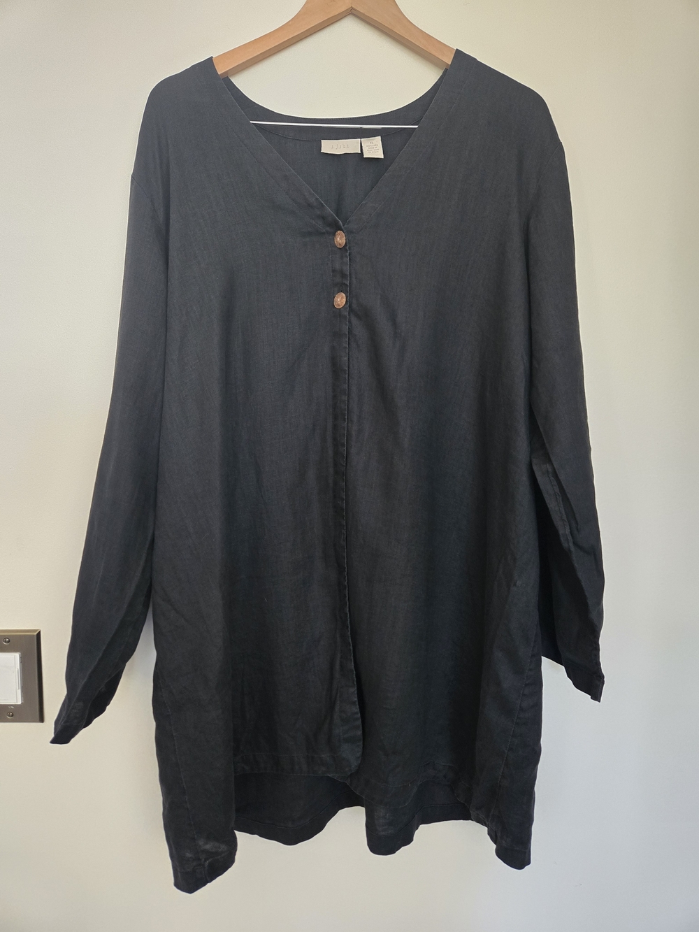 J. Jill Black Linen V-Neck Tunic
